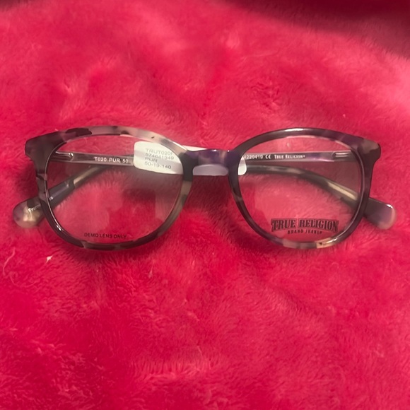 True Religion‎ Frames - Picture 1 of 7